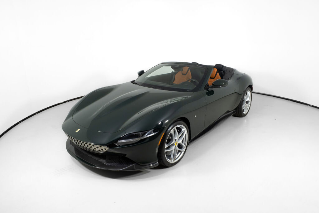 Used 2024 Ferrari Roma Spider image 21
