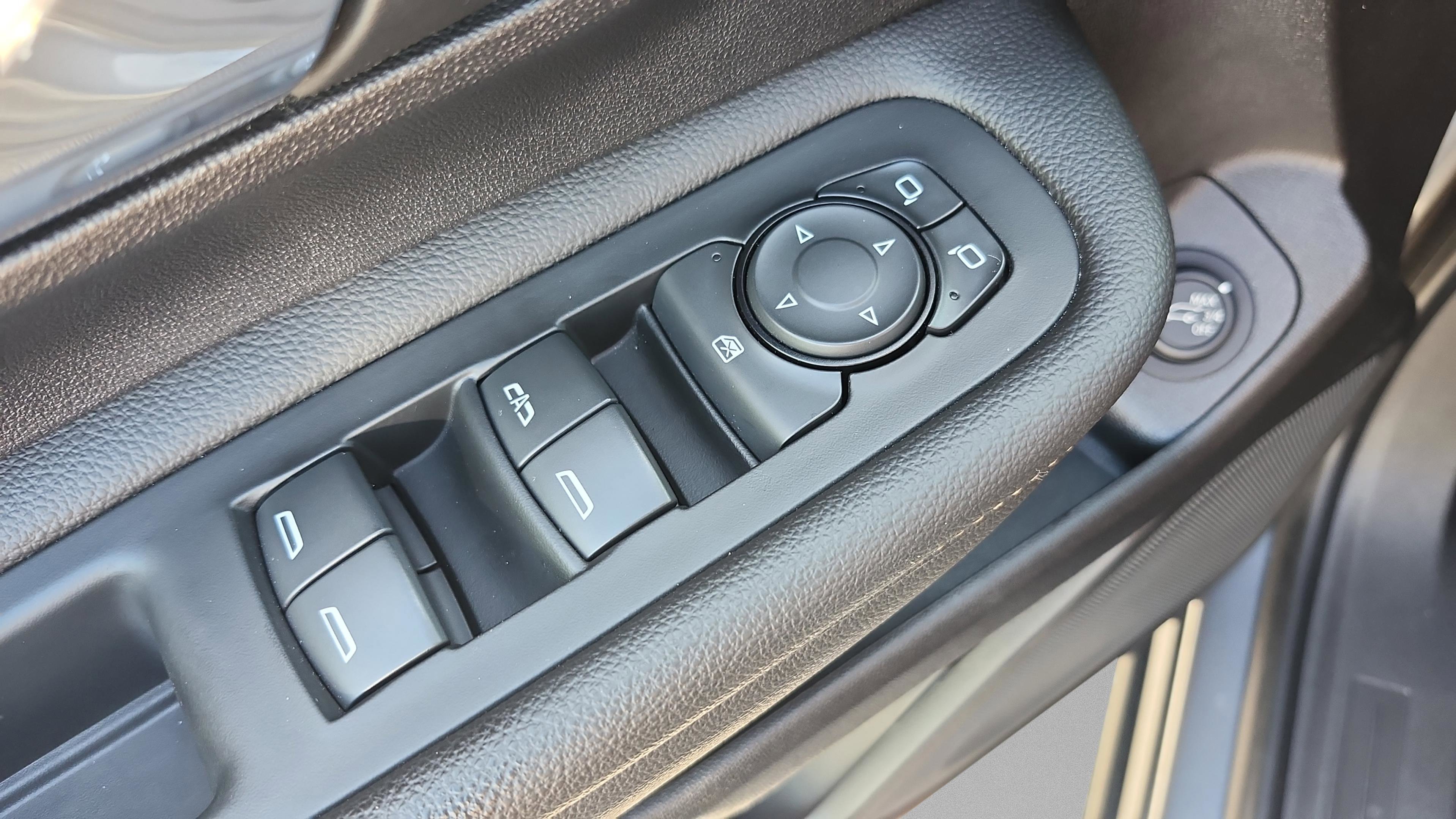 Used 2021 GMC Terrain SLT image 38