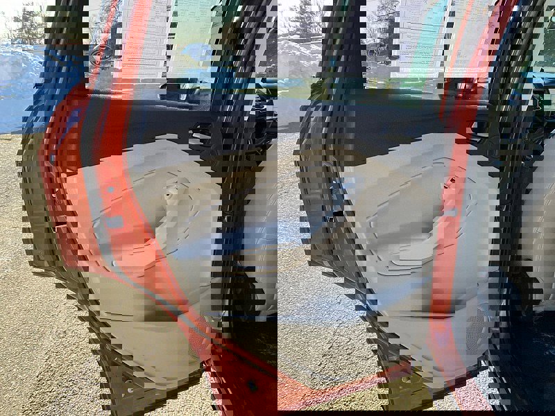 Used 2019 Ford Escape Titanium image 35