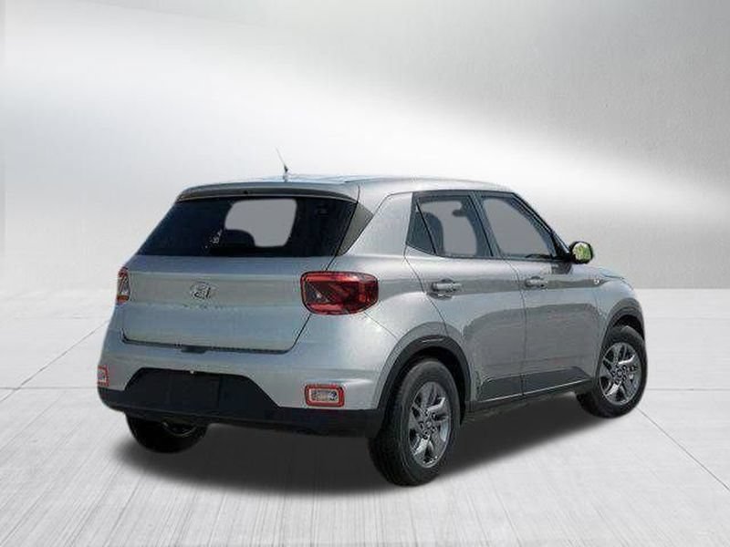 New 2026 Hyundai Venue SE FWD image 4