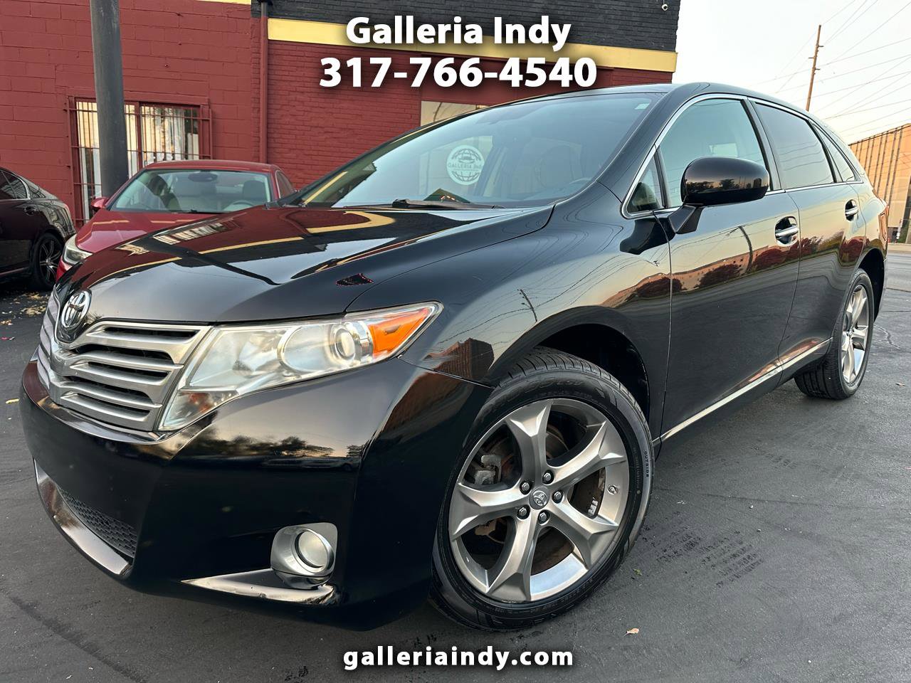 Used 2010 Toyota Venza image 1