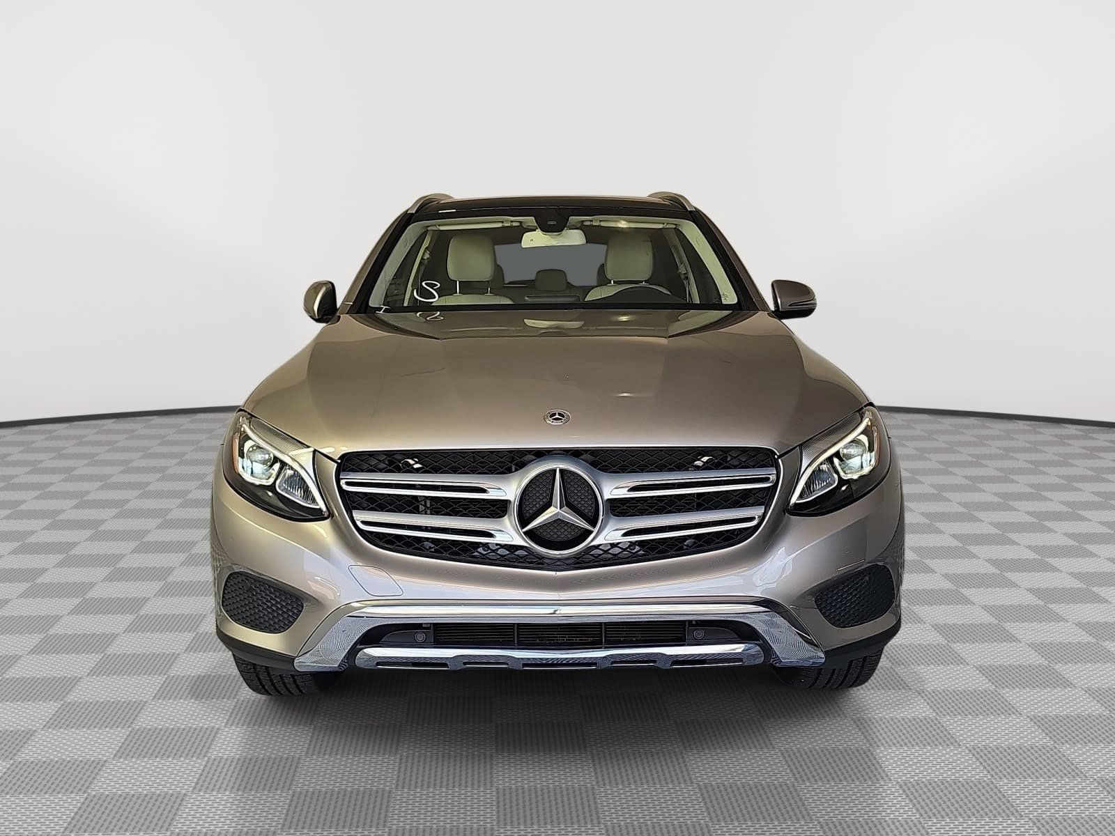 Used 2019 Mercedes-Benz GLC 300 w/ Premium Package image 3