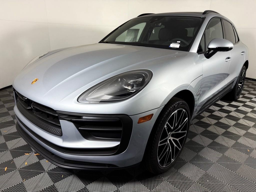 New 2026 Porsche Macan image 1