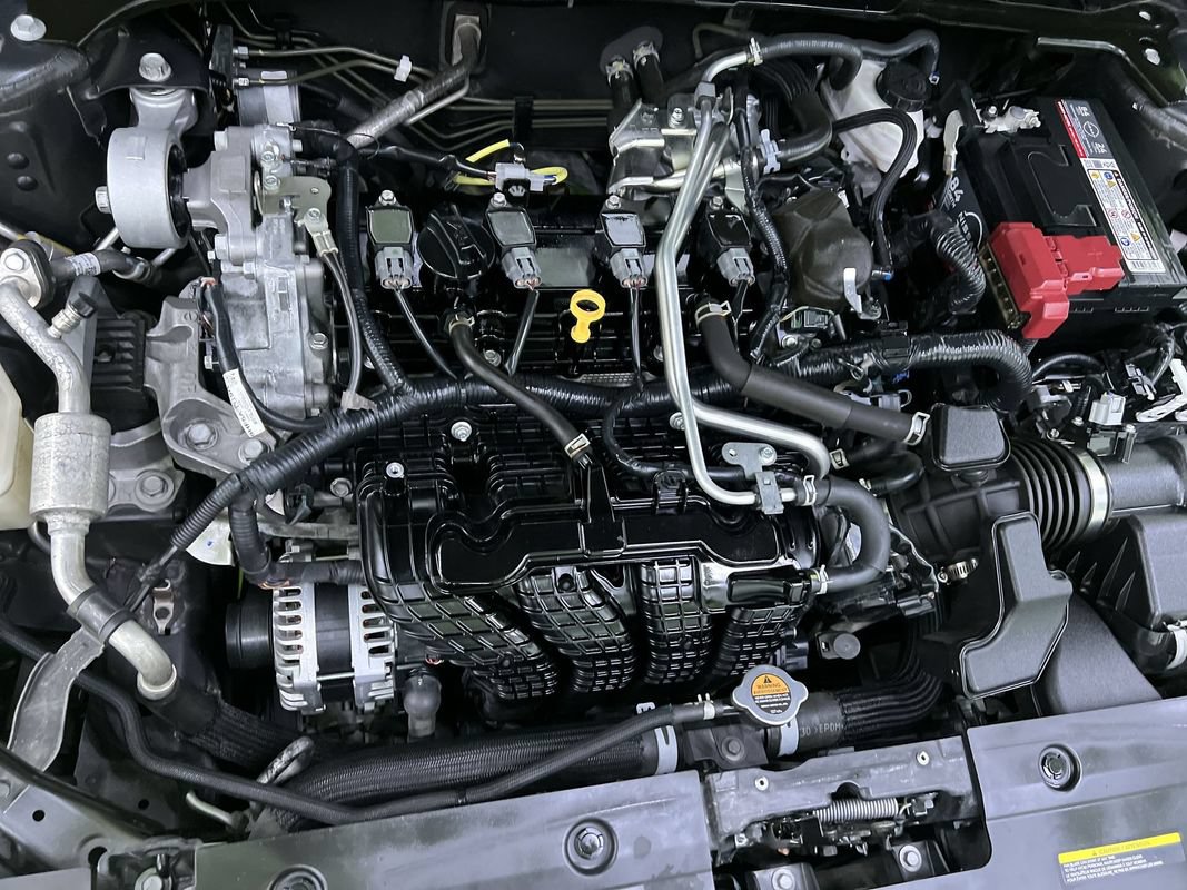 Used 2024 Nissan Altima 2.5 SR FWD image 29