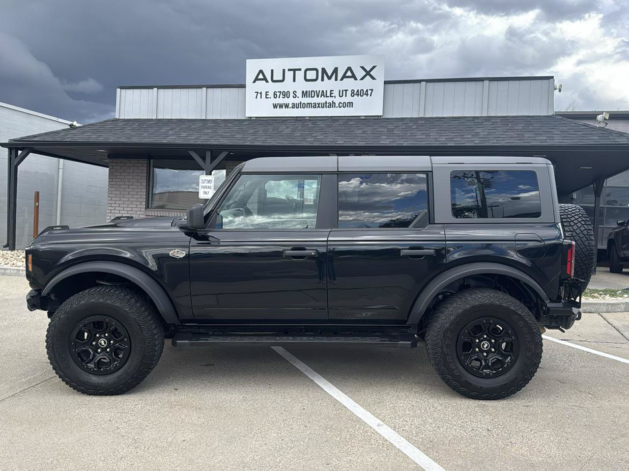 Used 2024 Ford Bronco Wildtrak AWD/4WD image 8