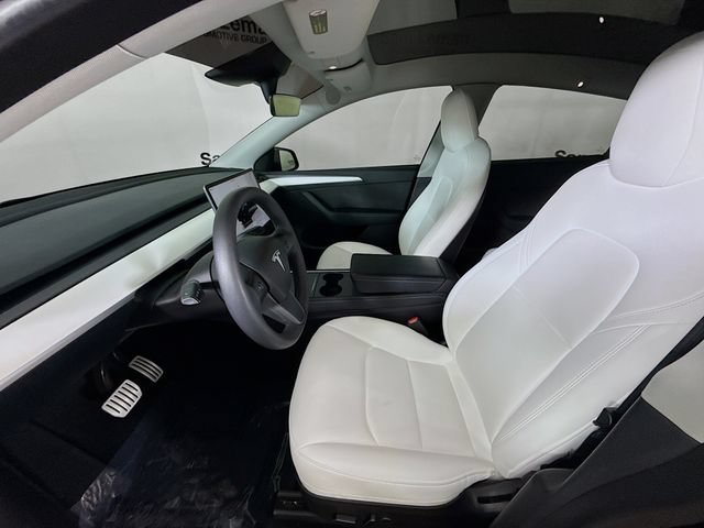 Used 2023 Tesla Model Y Performance AWD/4WD image 18