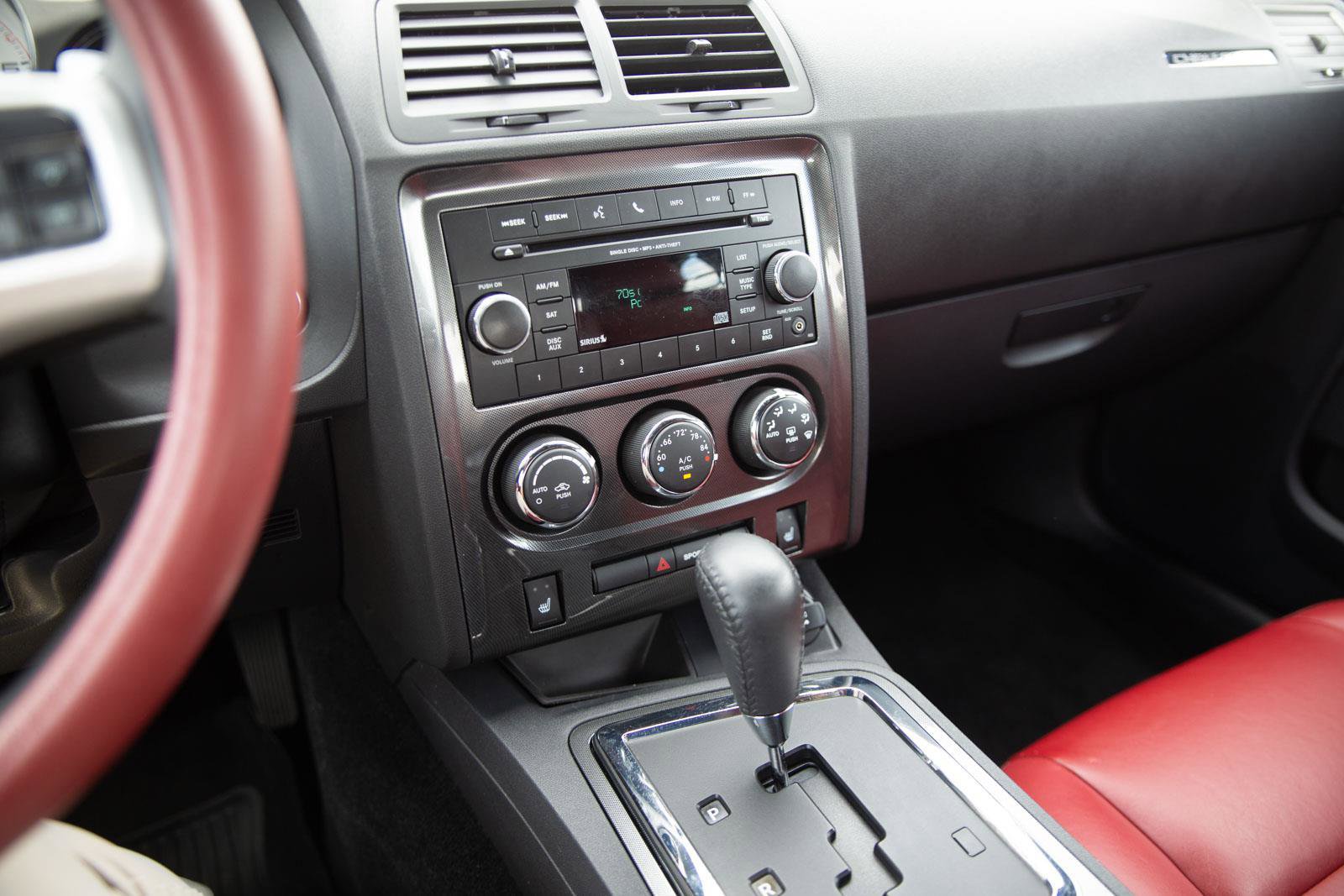Used 2013 Dodge Challenger SXT Plus RWD image 13