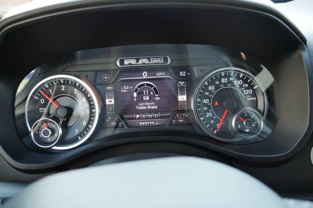 Used 2020 RAM 1500 Big Horn AWD/4WD image 12