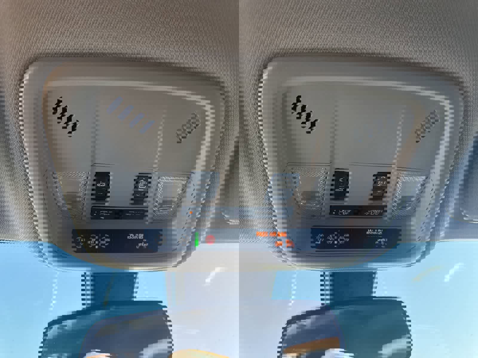 Used 2022 Chevrolet Malibu LT image 28