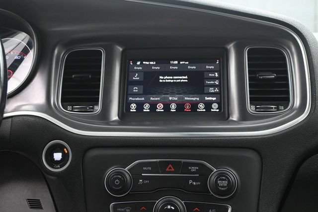 Used 2019 Dodge Charger SXT w/ Leather Interior Group RWD image 12