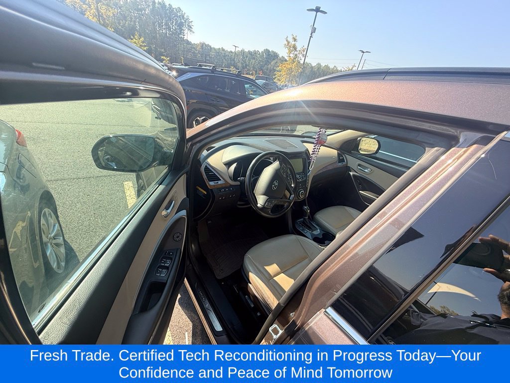 Used 2015 Hyundai Santa Fe GLS w/ Option Group 03 FWD image 3