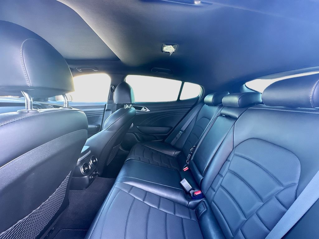 Used 2023 Kia Stinger GT2 image 28