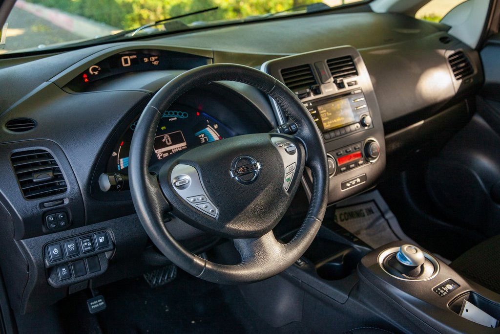 Used 2015 Nissan Leaf S w/ Charge Package image 10