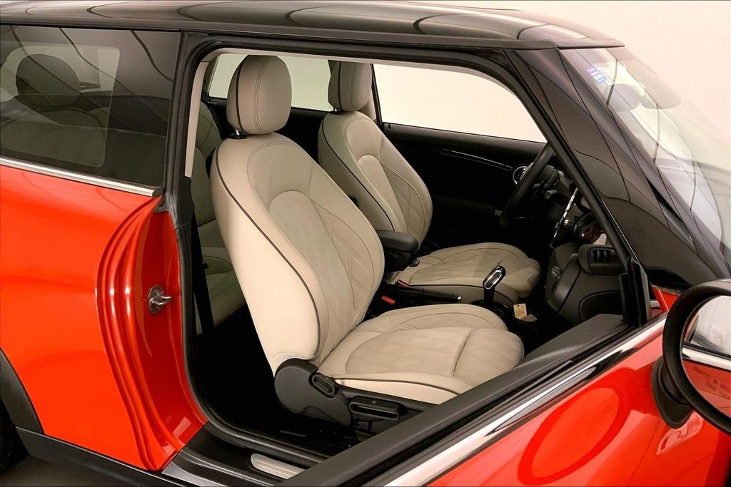 Used 2020 MINI Cooper S image 6
