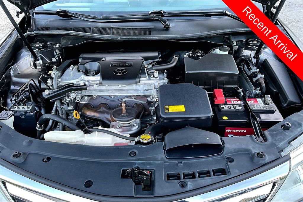 Used 2012 Toyota Camry XLE FWD image 30