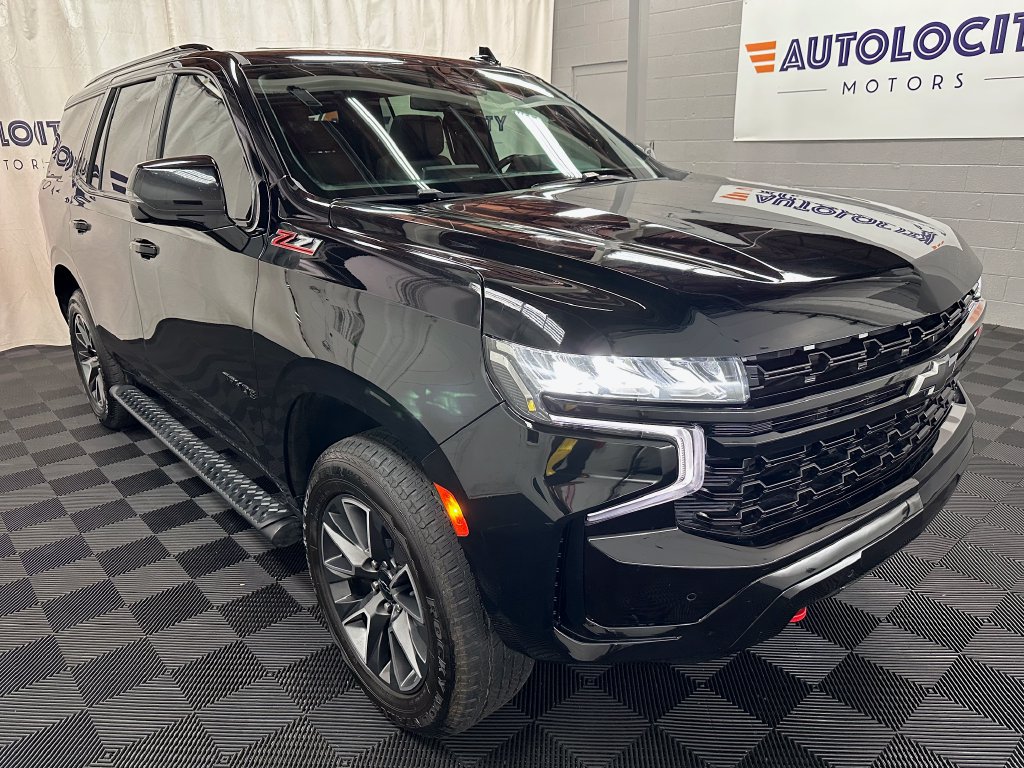 Used 2022 Chevrolet Tahoe Z71 w/ Luxury Package AWD/4WD image 3