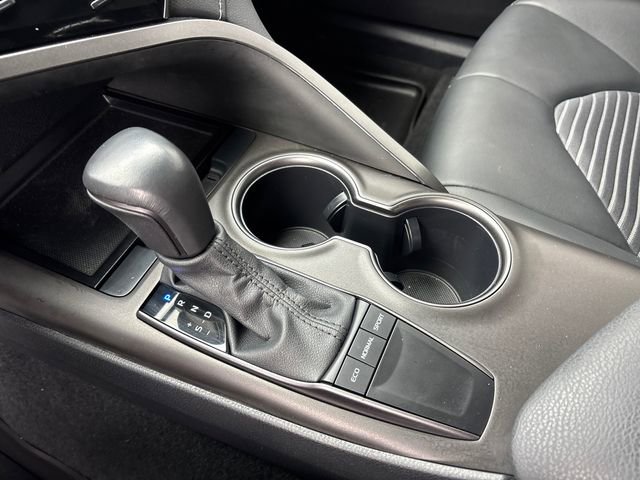 Used 2024 Toyota Camry SE image 24
