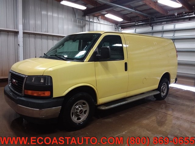 Used 2017 GMC Savana 2500 RWD image 4