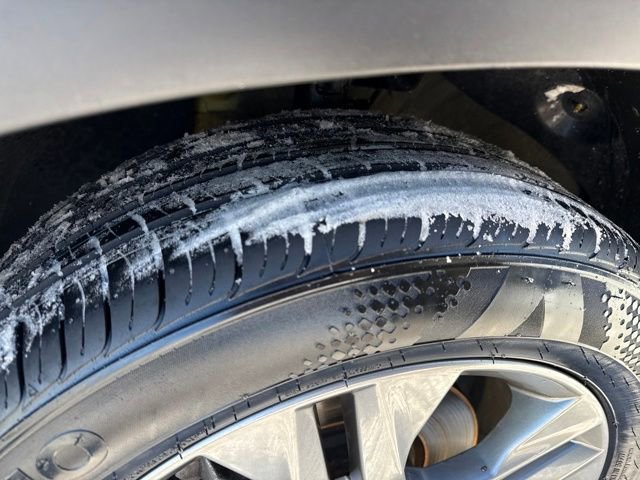 Used 2023 Kia Seltos S w/ Navigation Package image 32