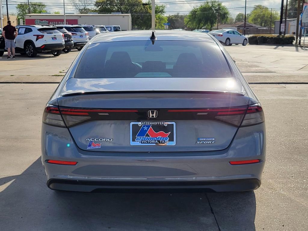 Used 2024 Honda Accord Sport image 6