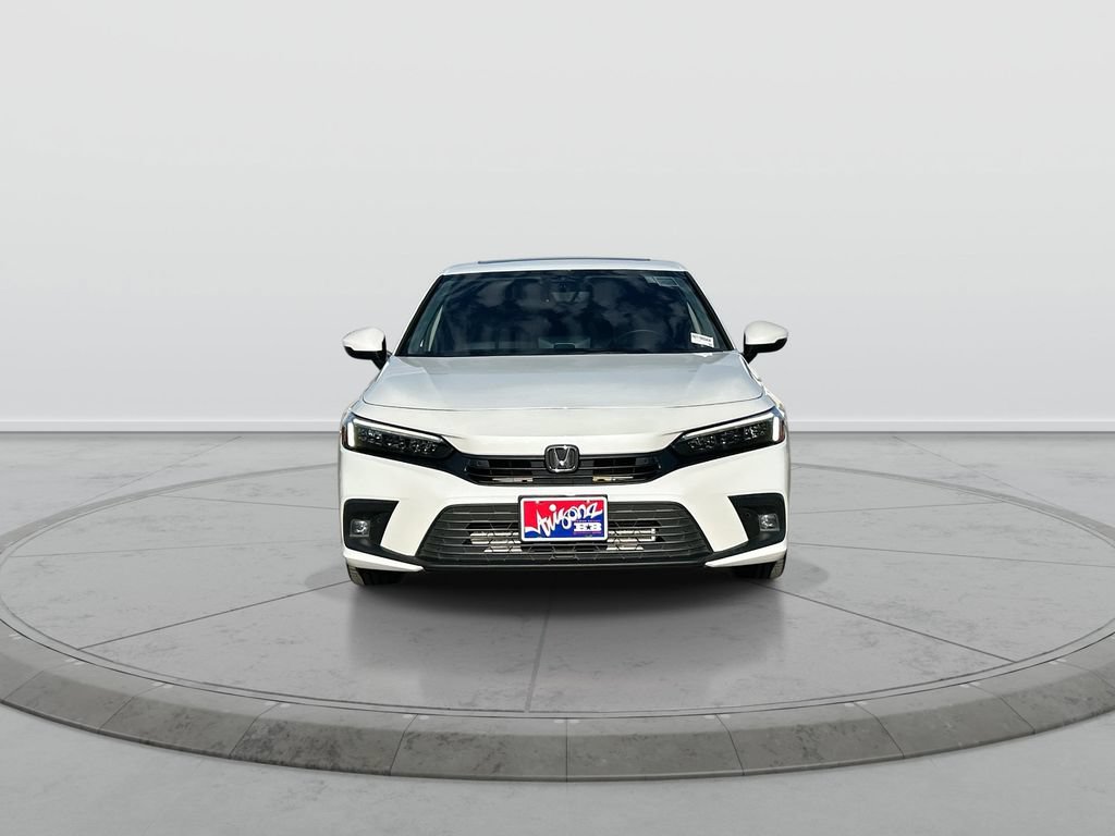 Used 2022 Honda Civic Touring image 3