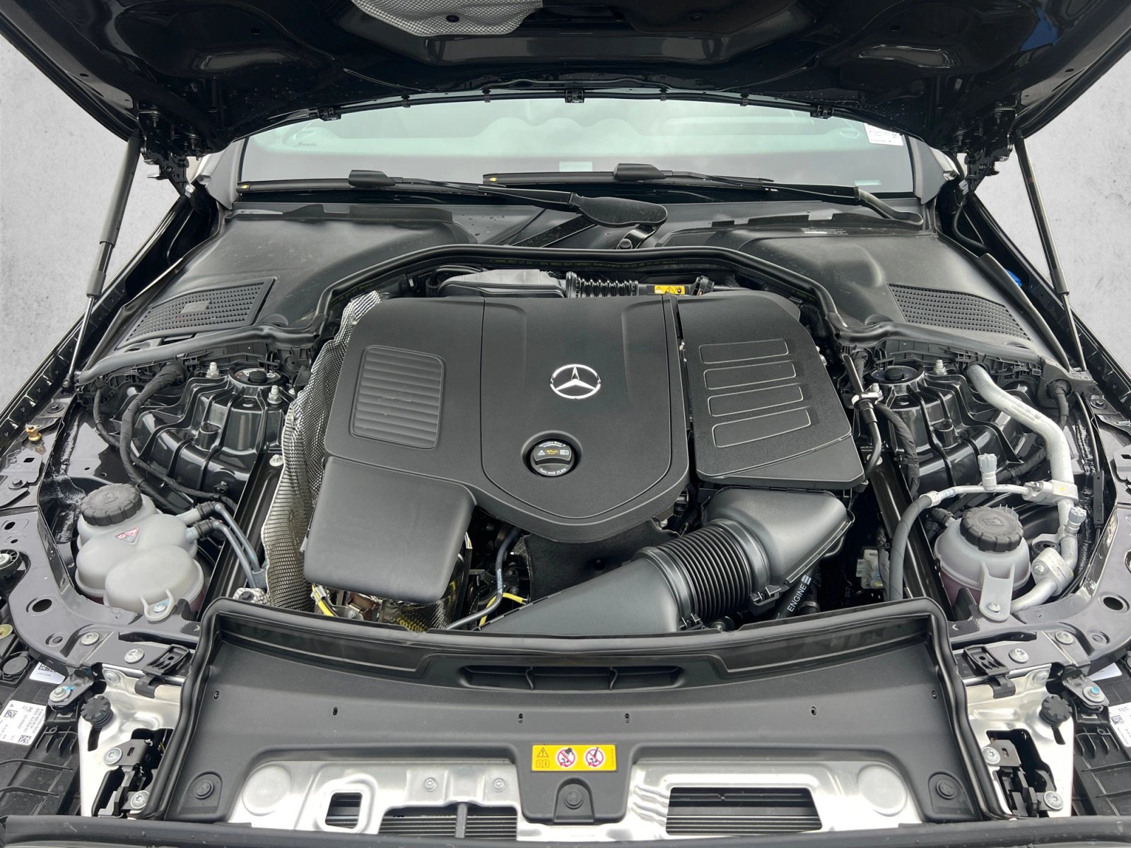 New 2026 Mercedes-Benz C 300 4MATIC Sedan image 18