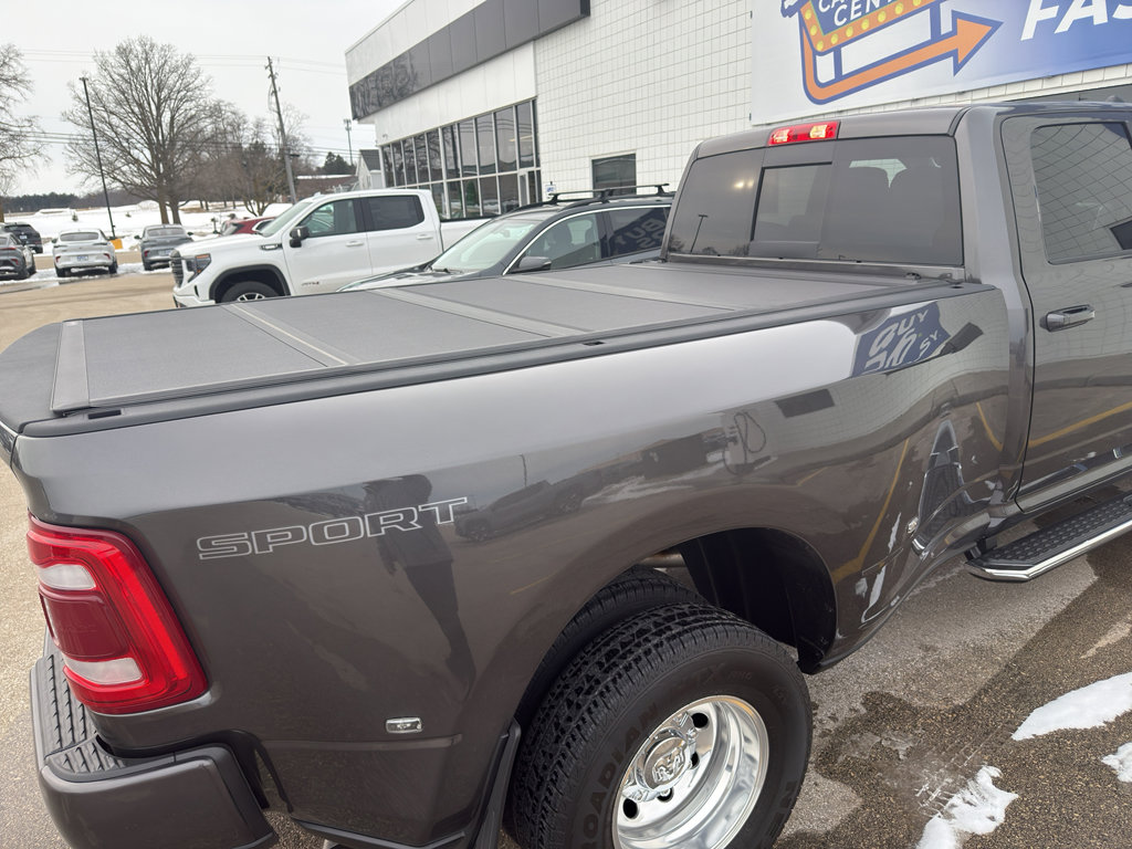 Used 2024 RAM 3500 Big Horn w/ Safety Group image 8