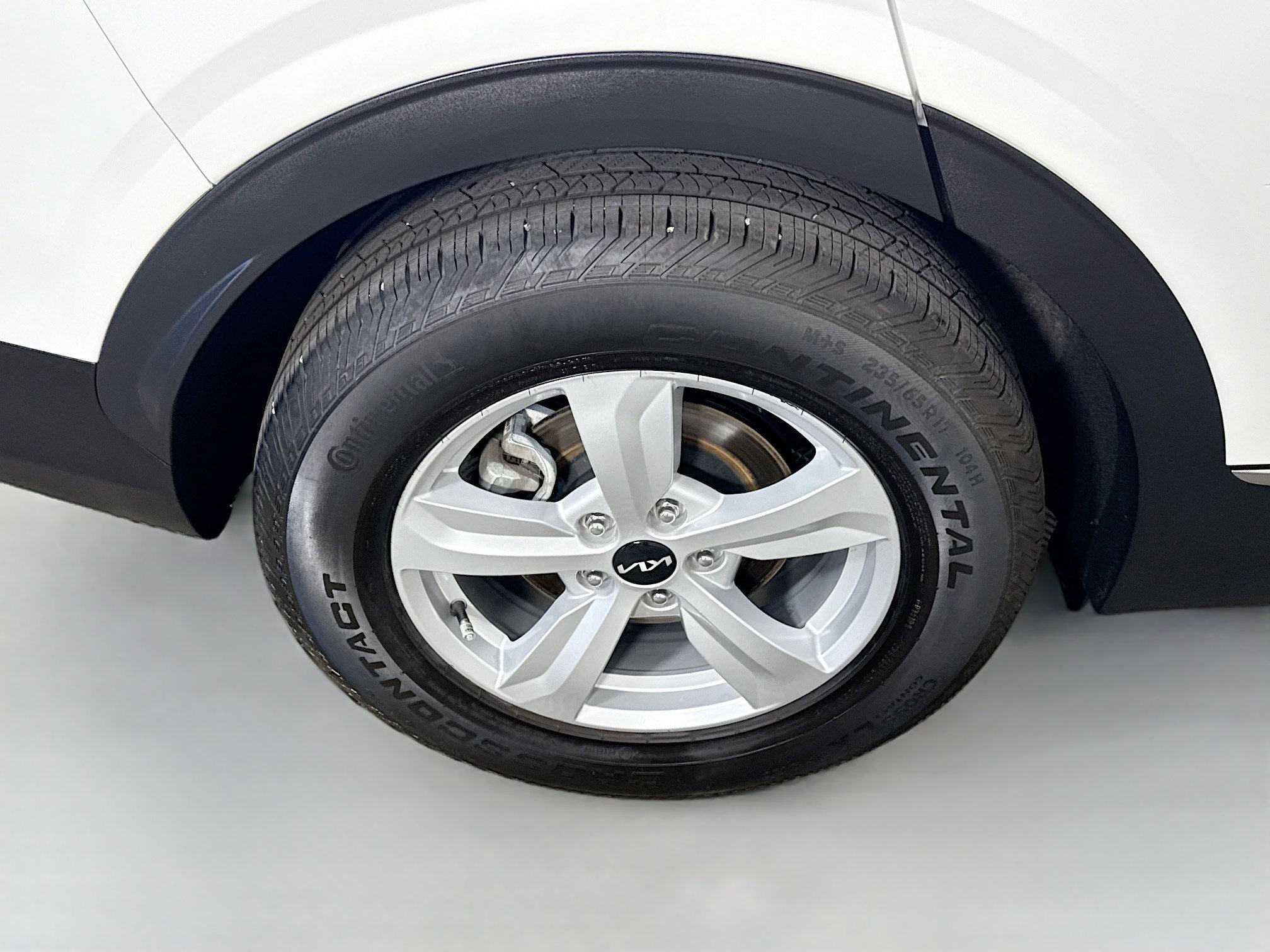 Used 2025 Kia Sportage LX image 32