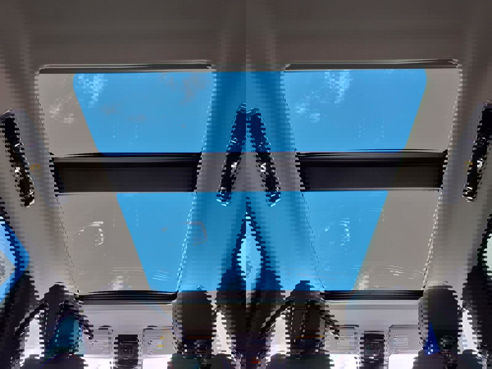 New 2026 Land Rover Range Rover SE image 24