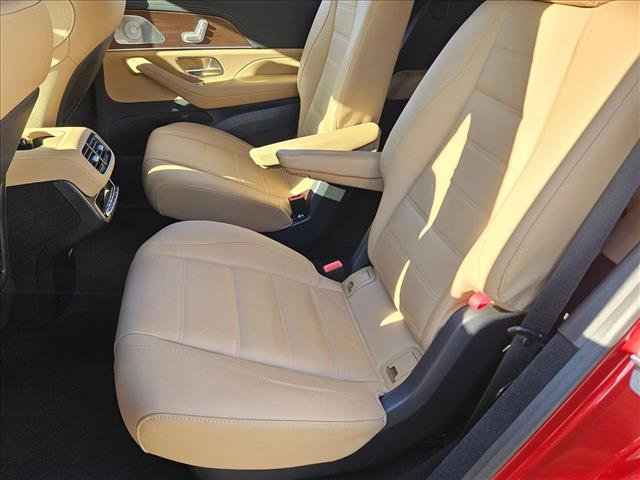 Used 2024 Mercedes-Benz GLS 450 4MATIC image 18