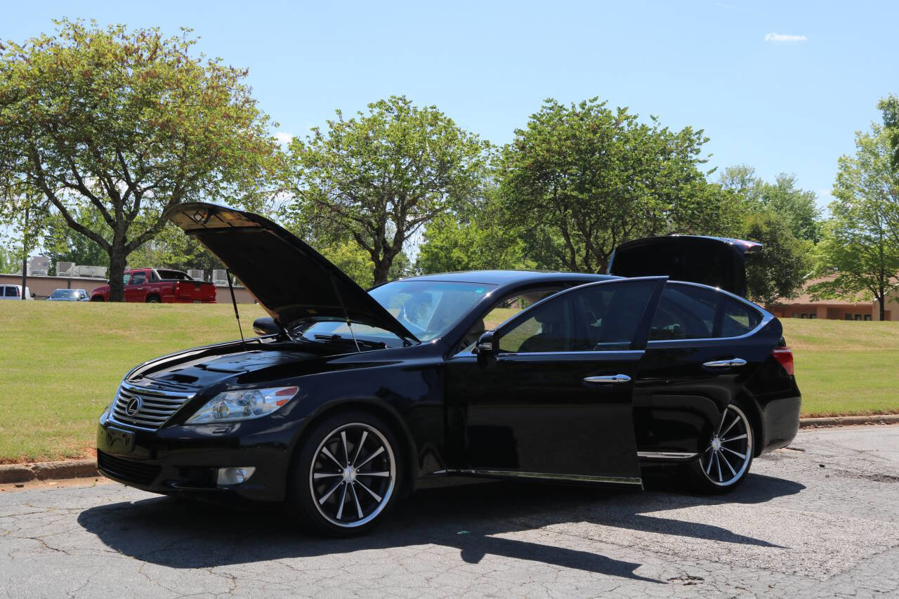 Used 2010 Lexus LS 460 RWD image 54