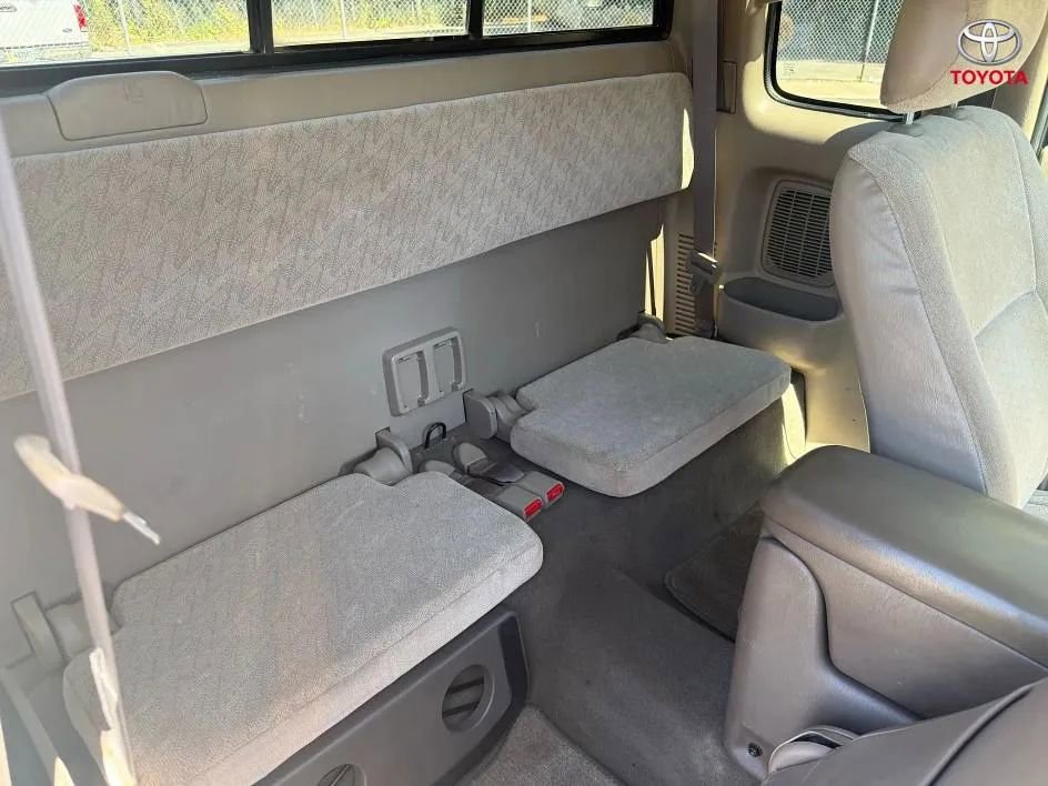 Used 2004 Toyota Tacoma PreRunner image 15