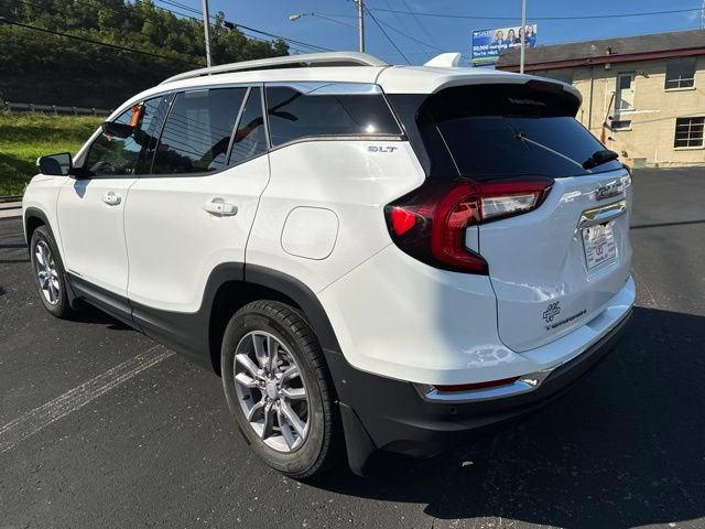 Used 2022 GMC Terrain SLT w/ Tech Package AWD/4WD image 5