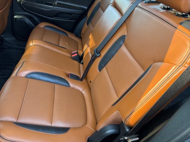 Used 2018 GMC Acadia SLT w/ LPO, Cargo Package image 10