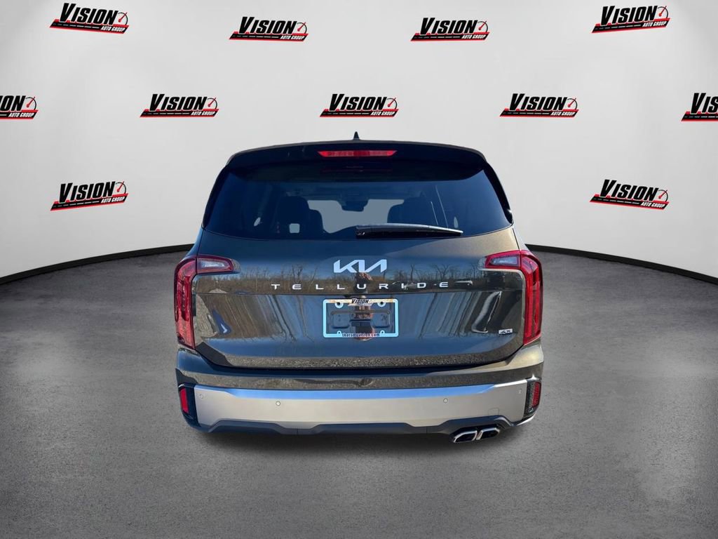 New 2025 Kia Telluride S image 6