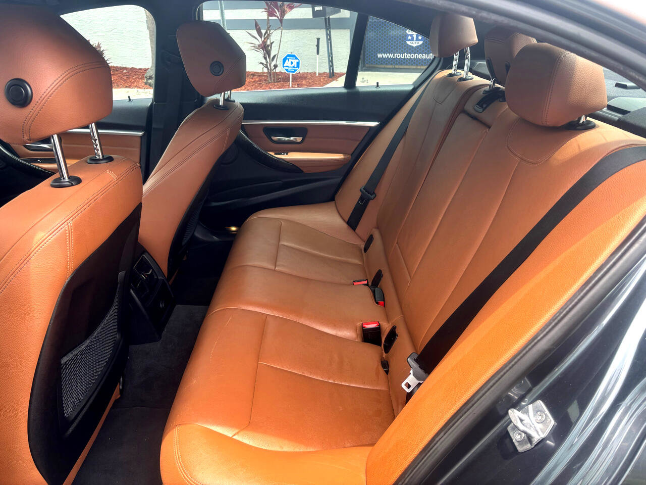 Used 2016 BMW 340i Sedan w/ Technology Package image 12