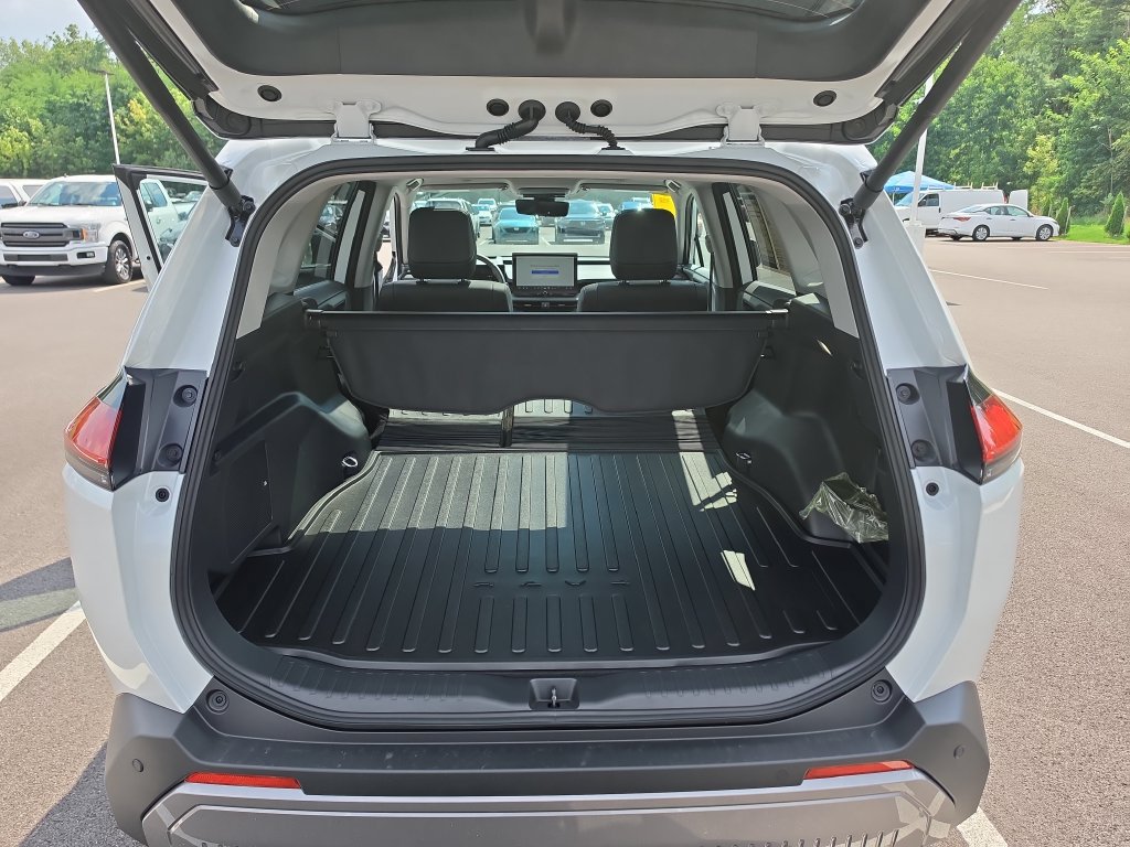 Used 2026 Toyota RAV4 Limited AWD/4WD image 12