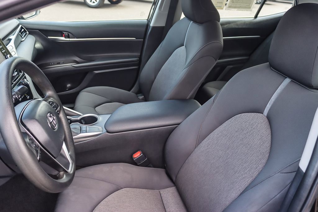 Used 2023 Toyota Camry LE image 34