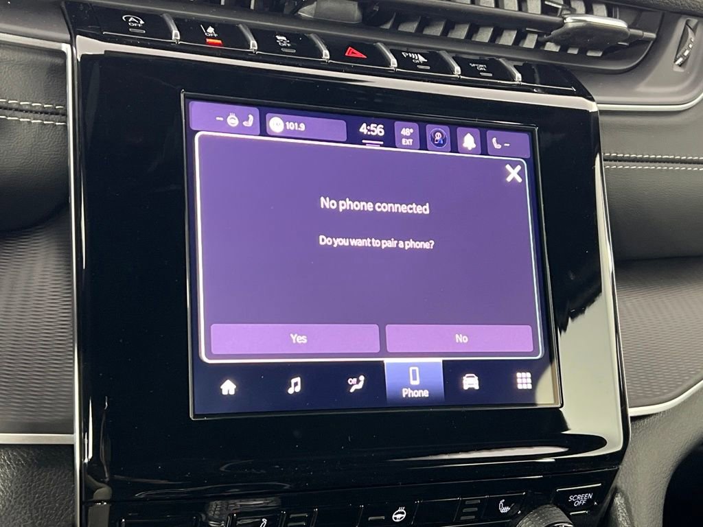 New 2025 Jeep Grand Cherokee Laredo w/ Luxury Tech Group I image 34