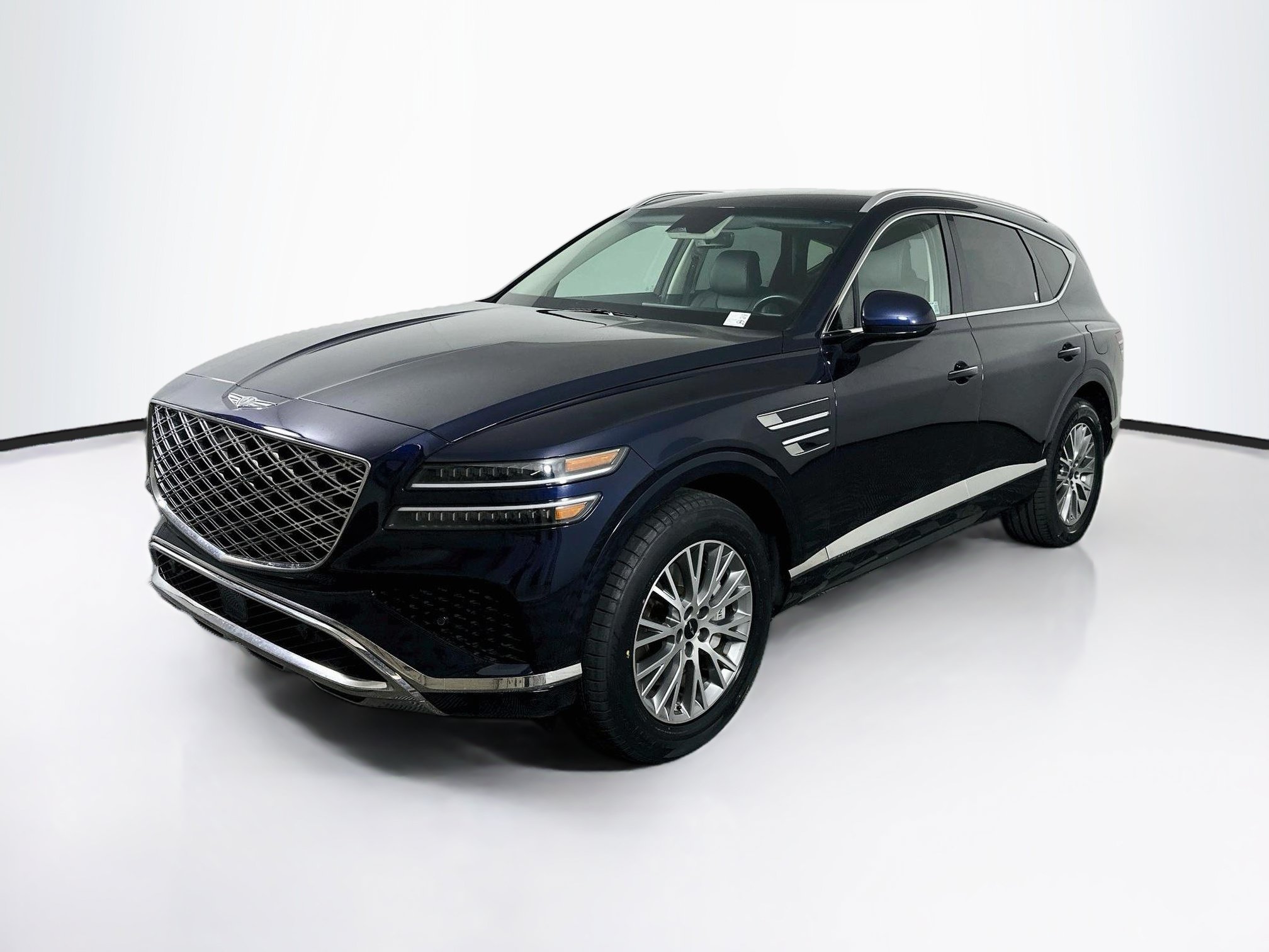 Used 2025 Genesis GV80 2.5T Standard AWD/4WD image 3