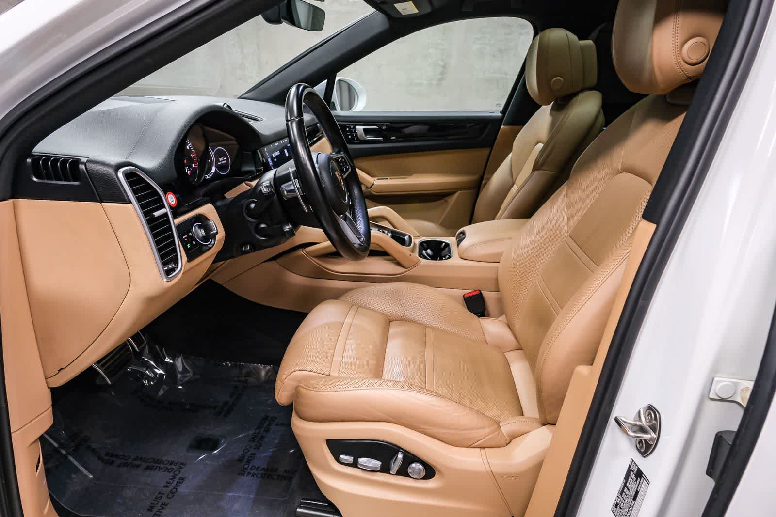 Used 2020 Porsche Cayenne S AWD/4WD image 22