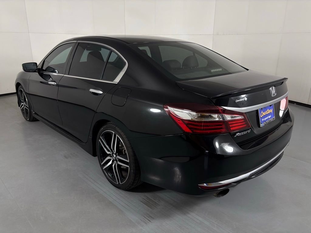 Used 2016 Honda Accord Sport image 6