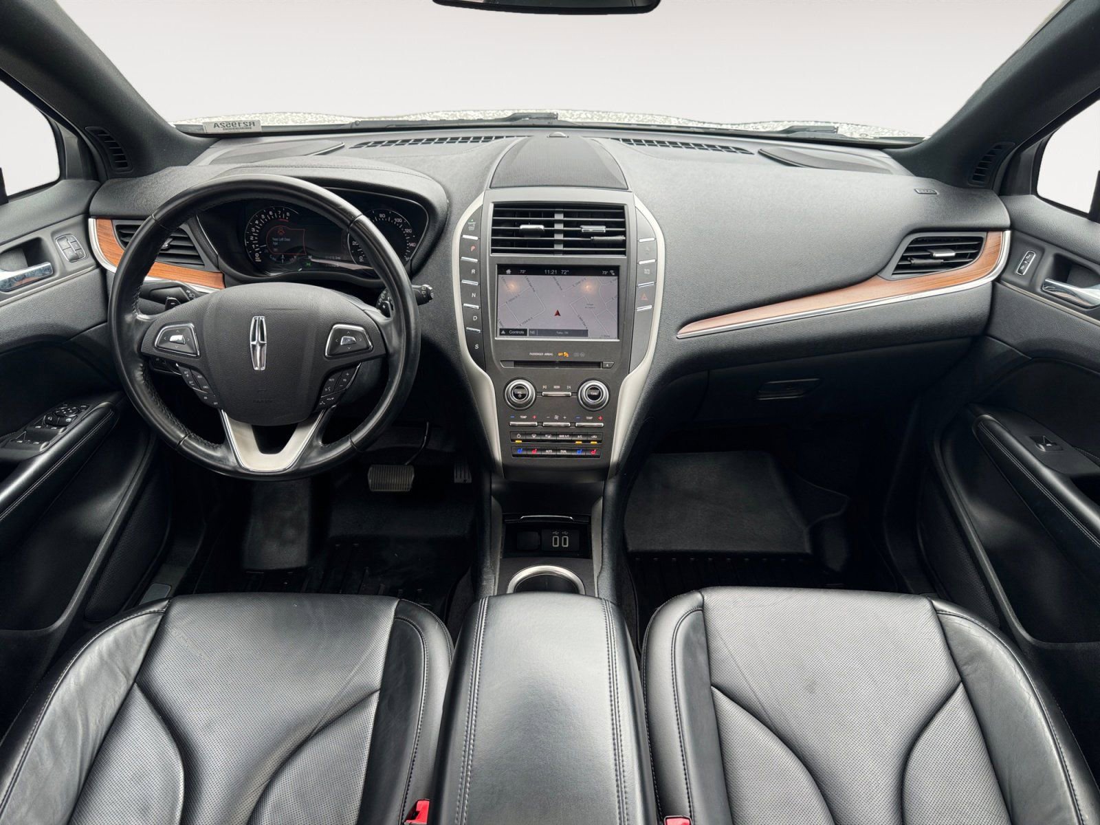 Used 2017 Lincoln MKC Reserve FWD image 10