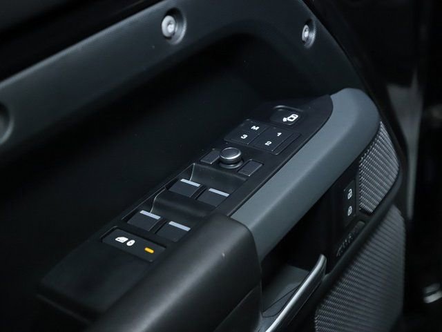 Used 2021 Land Rover Defender 110 X image 29