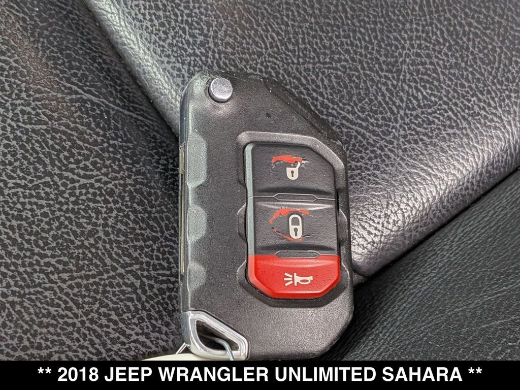 Used 2018 Jeep Wrangler Unlimited Sahara AWD/4WD image 28
