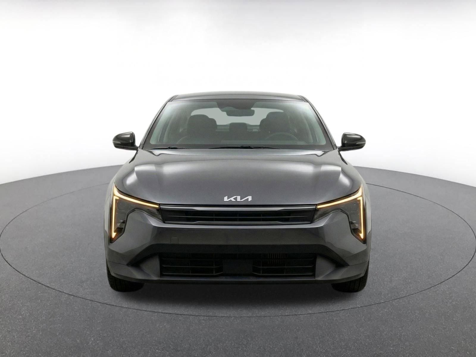 Used 2025 Kia K4 FWD image 2