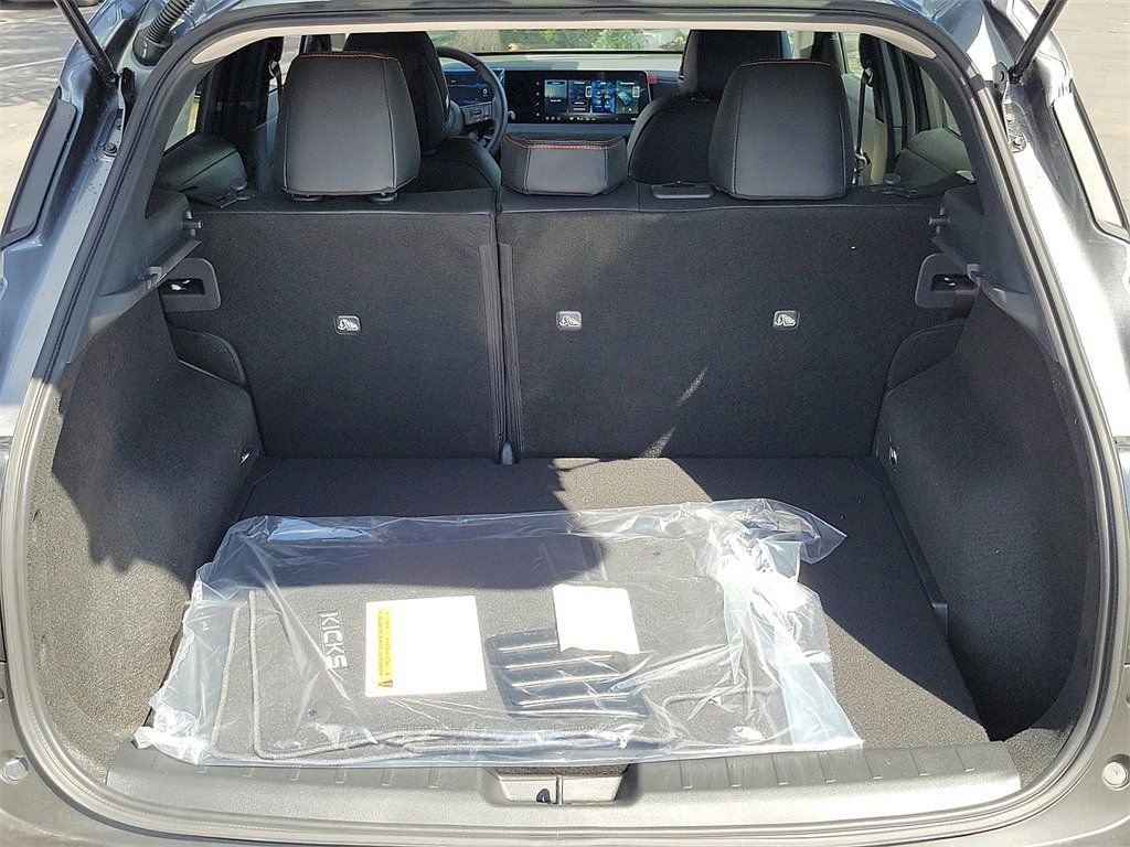 New 2026 Nissan Kicks SR w/ SR Premium Package image 16