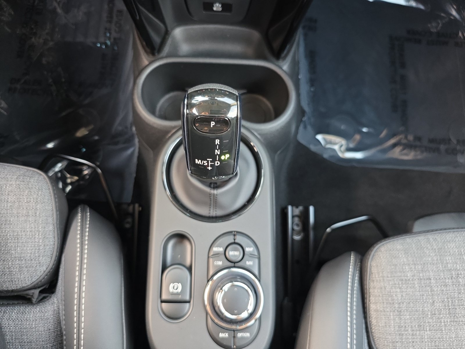 Used 2024 MINI Cooper S FWD image 11