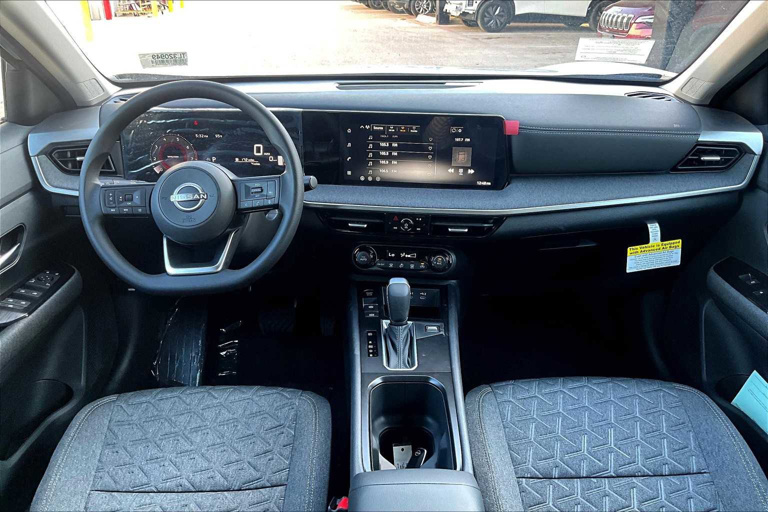 New 2026 Nissan Kicks SV image 5