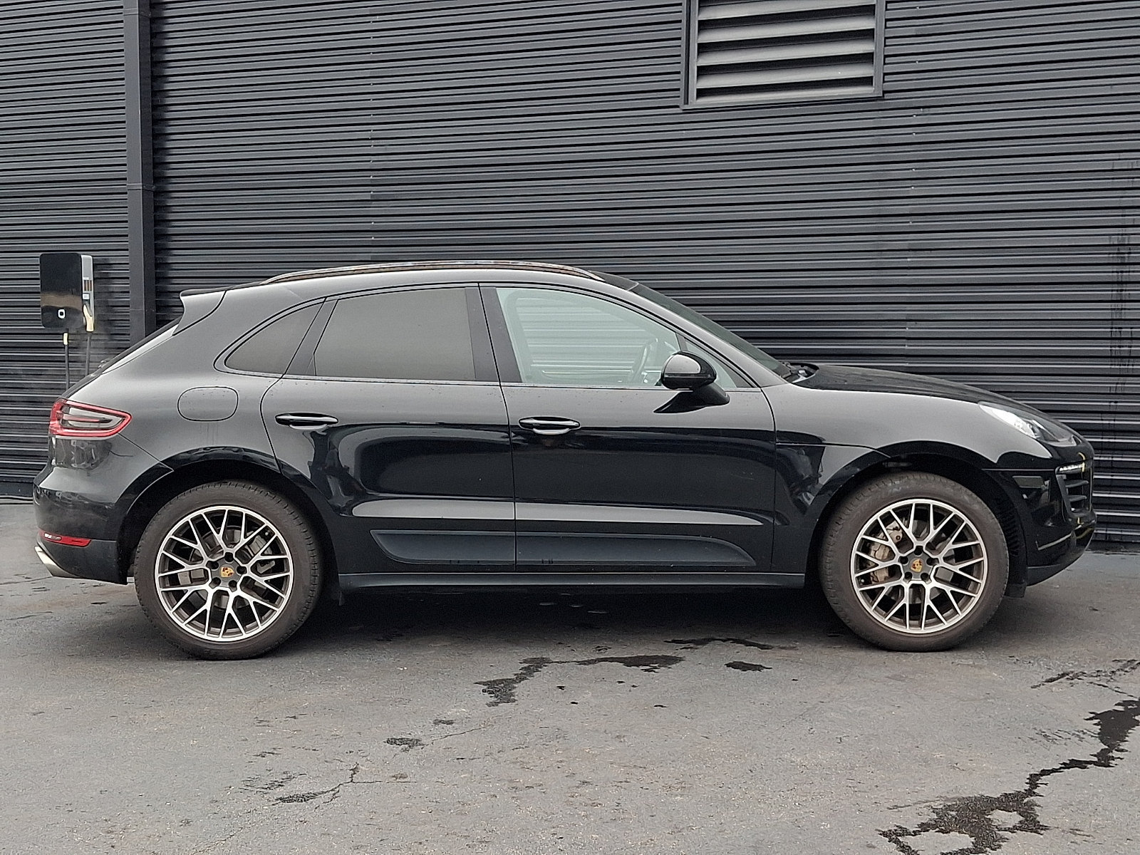 Used 2018 Porsche Macan S AWD/4WD image 8